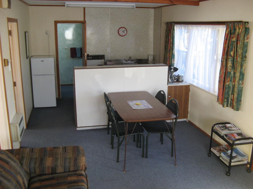 Tongariro River Motel Turangi Room photo