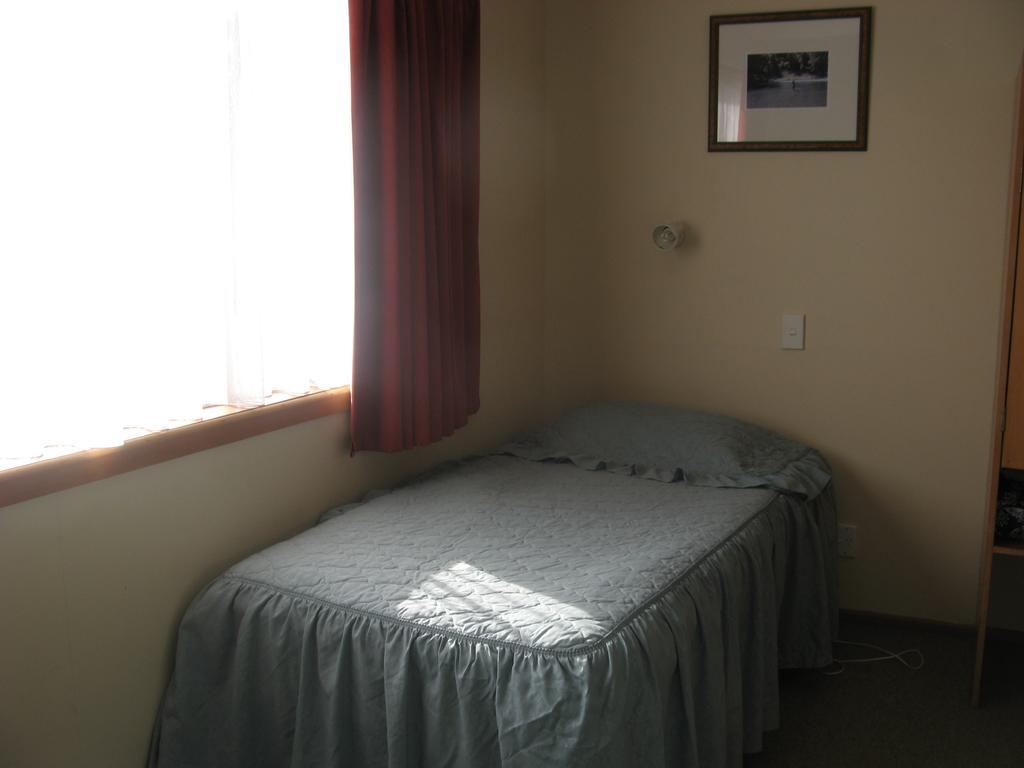Tongariro River Motel Turangi Room photo