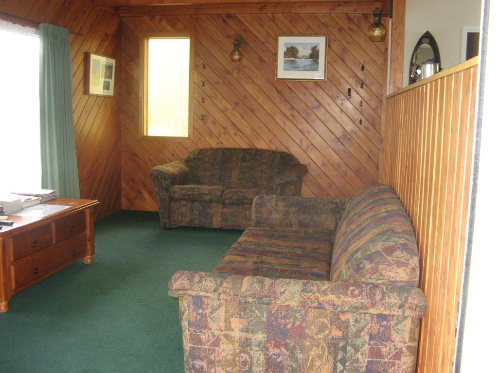 Tongariro River Motel Turangi Room photo