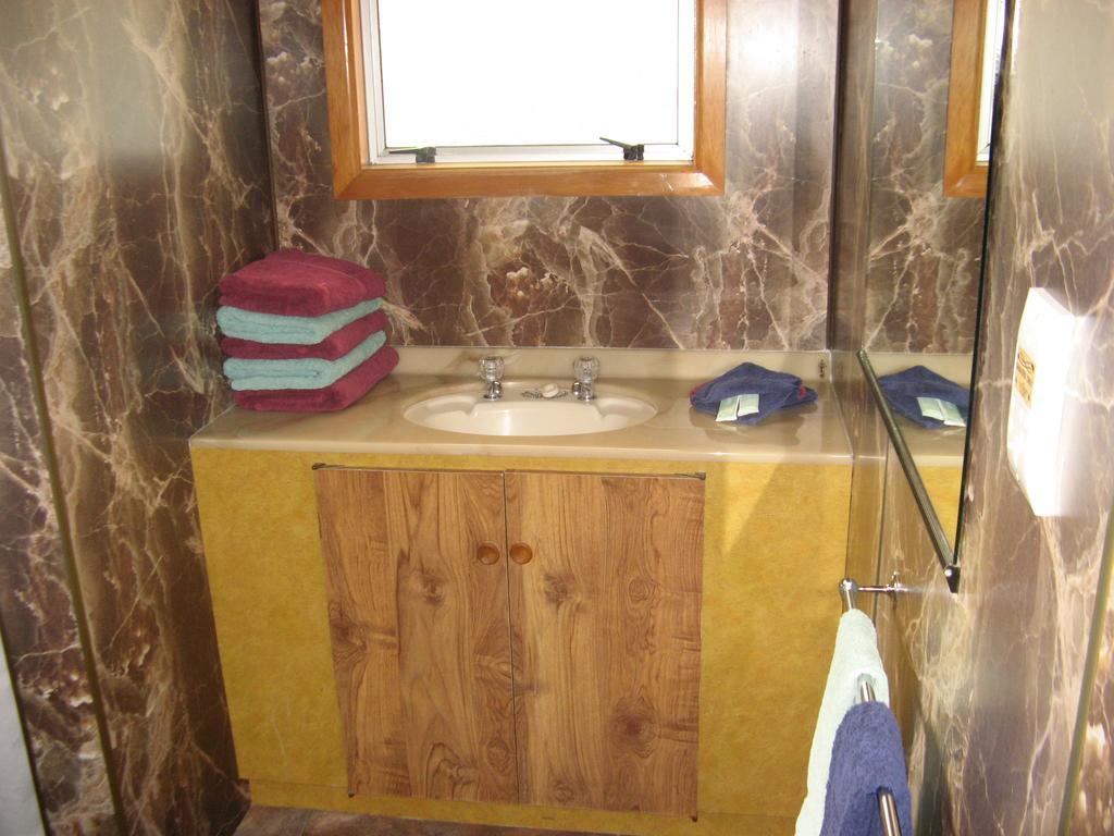 Tongariro River Motel Turangi Room photo
