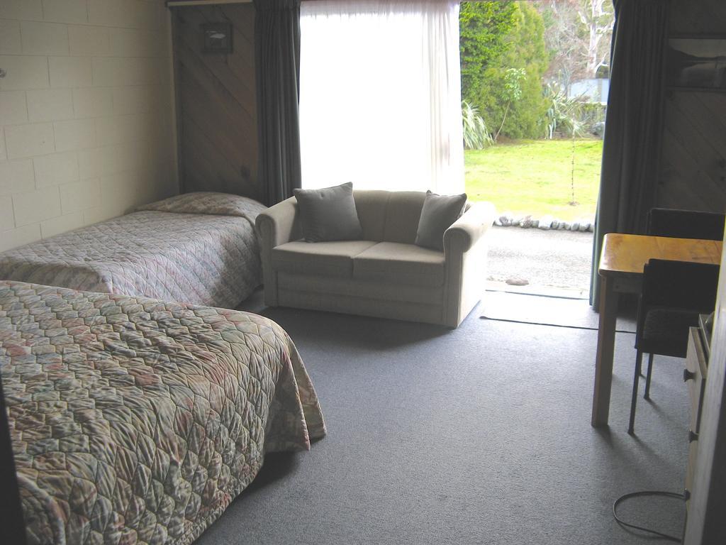 Tongariro River Motel Turangi Exterior photo