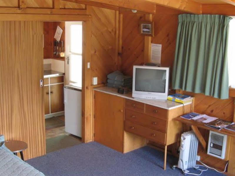 Tongariro River Motel Turangi Exterior photo